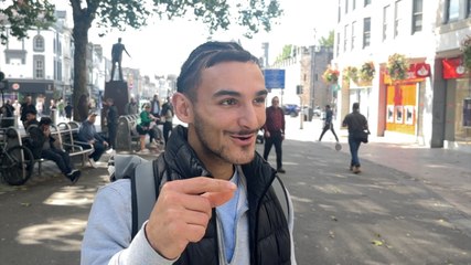 Nostalgic Flavors: Cardiff's Favorite Old-School Foods 🍽️