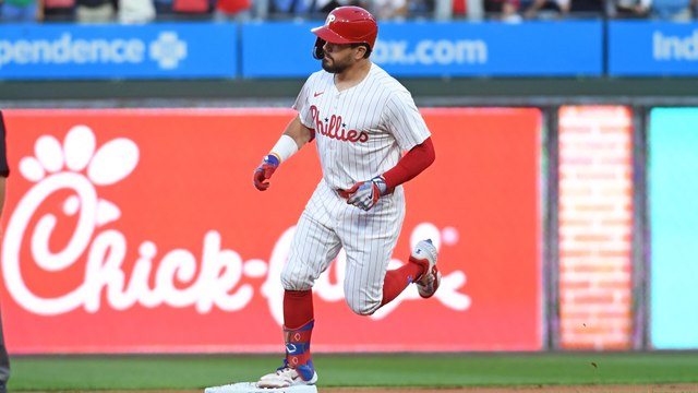Phillies Triumph Over Rays 9-4: Schwarber Sets MLB Record