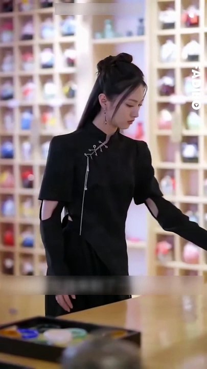 gái xinh lần đầu xuống núi gặp vô số chuyện ối dồi ôi