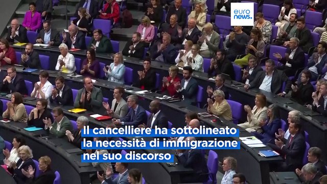 Germania, il cancelliere Scholz difende le politiche migratorie del suo governo