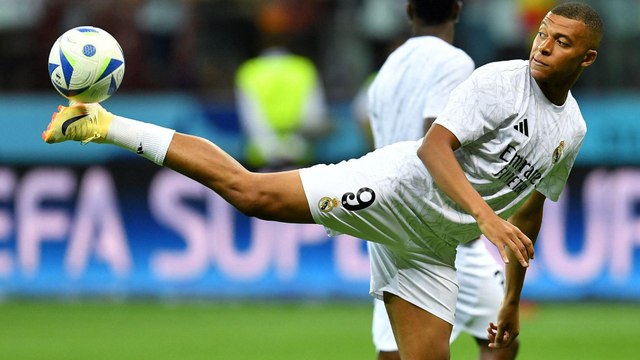 He's back! Mbappé is back training with Real Madrid and continues to score amazing goals