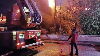 Her şey yıldırımdan sonra oldu! Halk sokağa döküldü