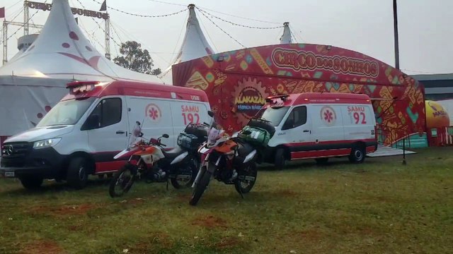Criança é socorrida pelo Samu em Circo no Centro de Cascavel