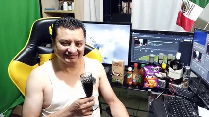 Bebiendo Una Caja De Vino Tinto Don Simon importado de españa mientras platico cosas de la vida epic