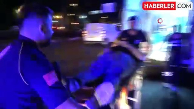 Malatya'da otomobil ile çarpışan işçi servisi devrildi: 1 ölü, 13 yaralı