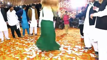 Band Kamre Mein Pyar Karenge,  Urwa Khan Latest Dance Performance 2023