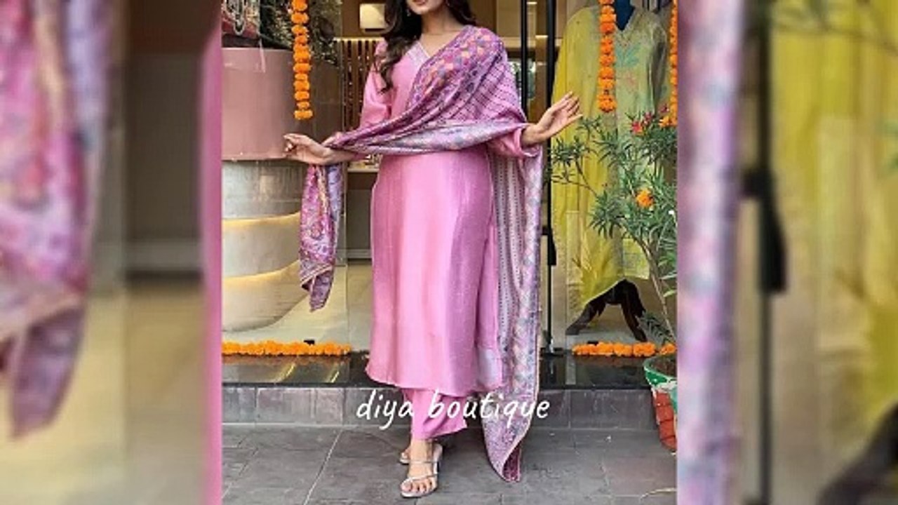 Simple Plain Dress Designs With Printed Dupatta//Casual Wear Cotton Plain Suit Designs!!!