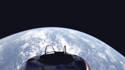 EN DIRECT - La sortie dans l'espace des passagers de la mission Polaris Dawn