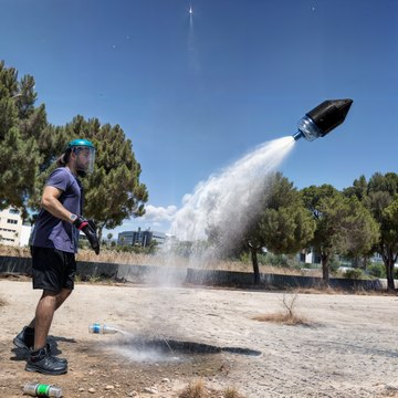 Wine inside rotating glass, DIY rocket and handy hacks on the GO!