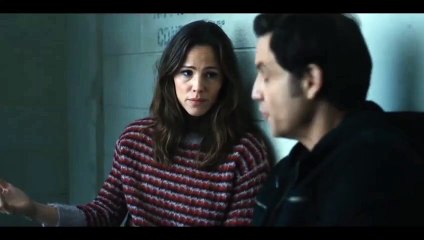 Allison and Carlos Jennifer Garner and Edgar Ramirez kissing scene Yes Day