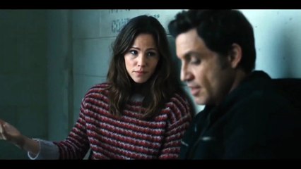 Allison and Carlos Jennifer Garner and Edgar Ramirez kissing scene Yes Day