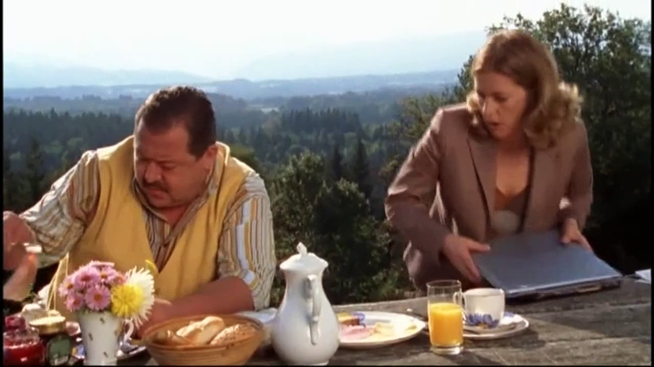 Die Rosenheim-Cops (70) Staffel 5 Folge 16 - Die Gattin des Anwalts