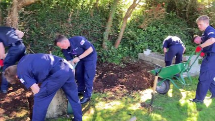 BRNC Volunteers Restore Graves 🪦