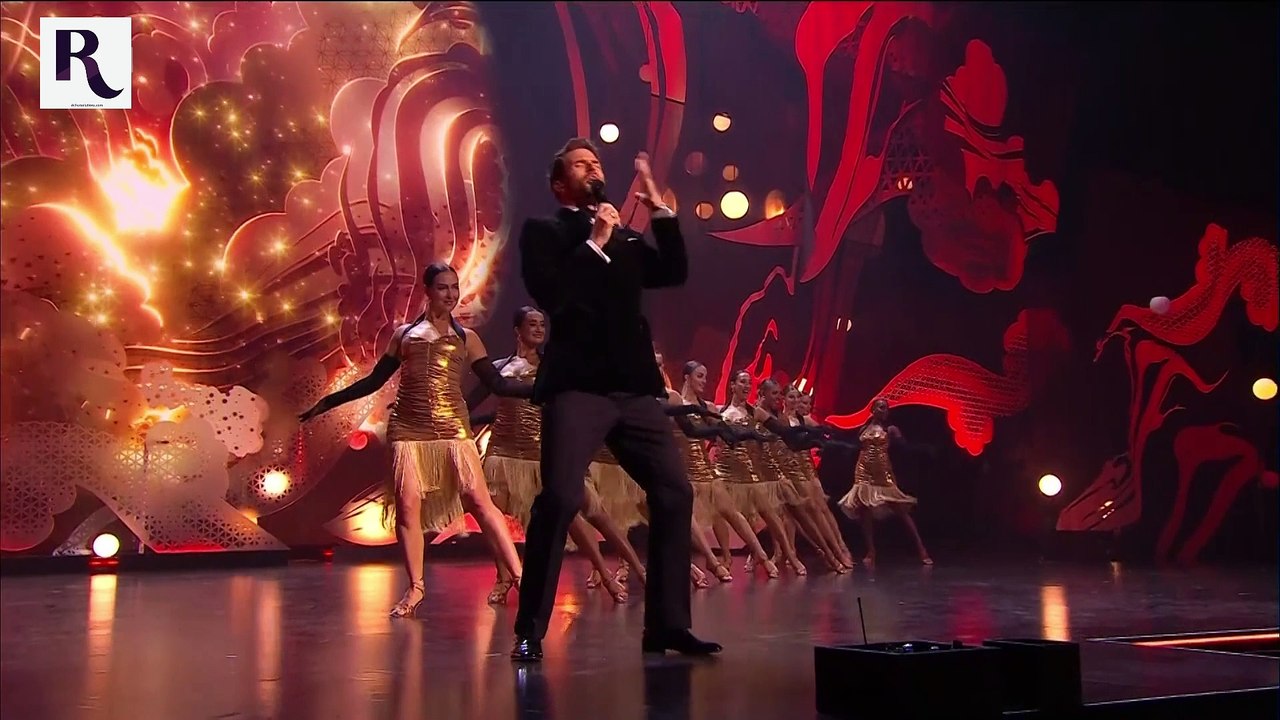 Davina McCall Breaks Down in Tears at NTAs, Comfor