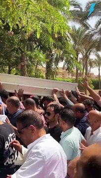 الوداع الأخير.. انهيار أسرة ومحبي الكابتن إيهاب جلال خلال تشييع جثمانه إلى مثواه الأخير