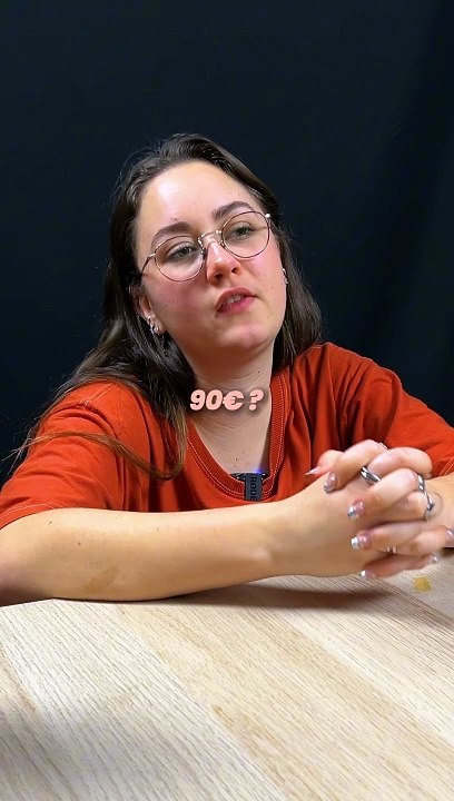 Son travail c'est d'être assise sur un fauteuil et de hocher la tête ? ⏱️ Mauranne est psychologue clinicienne, et contre toute attente elle nous a pas analyser.  Elle répond juste à tous les clichés sur son métier dans cette vidéo.