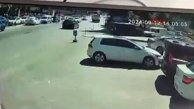 Küçükçekmece Adliyesi önündeki silahlı kavga kamerada