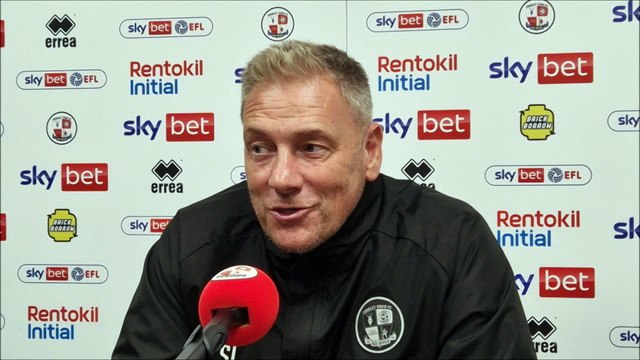 Crawley Town boss Scott Lindsey looks ahead to Stockport County