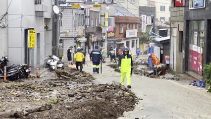 울릉도에 그제부터 300㎜ '물폭탄'...산사태 등 피해 잇따라 / YTN