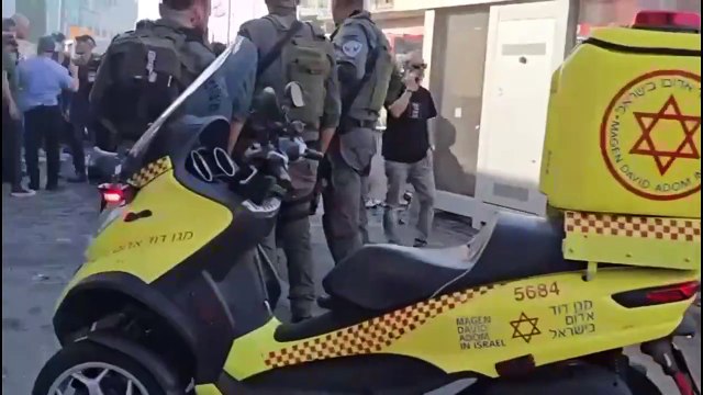 Quatro mortos em explosão de carro no centro de Israel