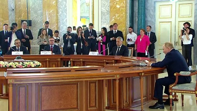 Putin adverte Otan sobre autorização para Ucrânia utilizar armas de longo alcance