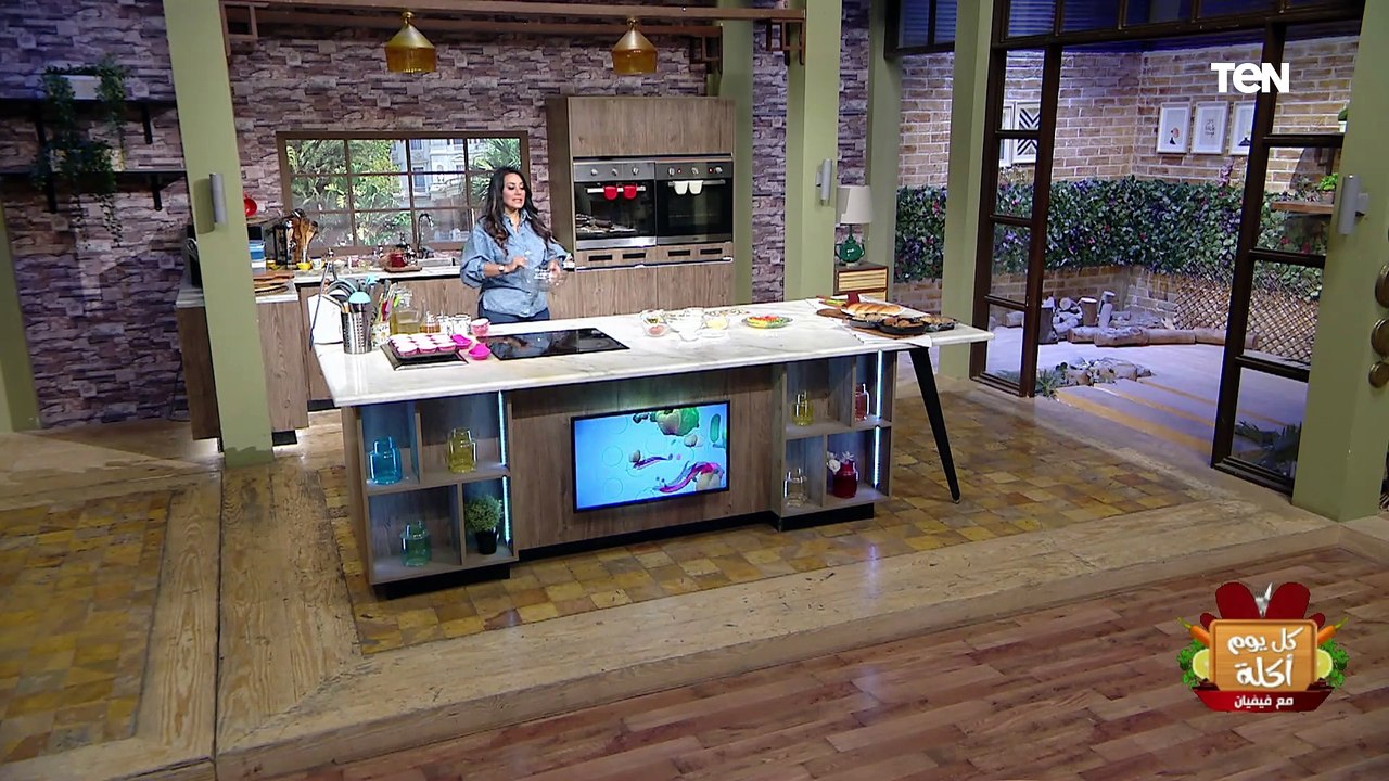 طريقة عمل كب كيك حادق مع الشيف فيفيان فريد