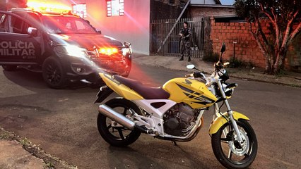 Moto é apreendida pela PM após abordagem da PM no Bairro Floresta