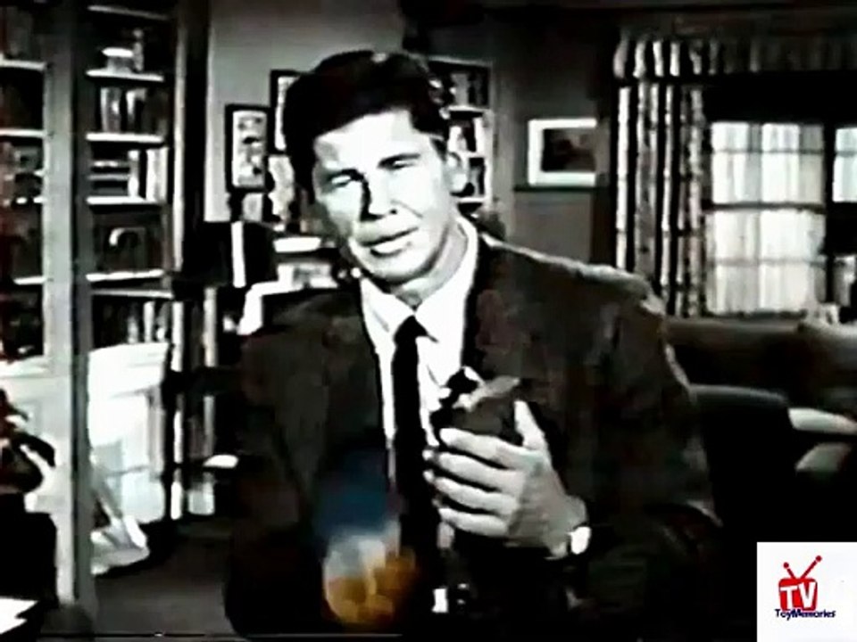 LATE 1950s - Charles Bronson for GE flashbulbs TV commercial