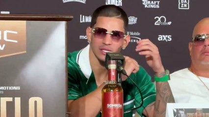 Edgar Berlanga se lanza contra el 'Golden Boy' previo a pelea ante Canelo: "Jódete también tú, Óscar de la Hoya"