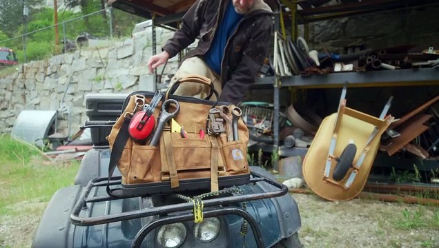 Carhartt 35810002 Deluxe Dual Compartment Insulated Lunch Cooler Bag