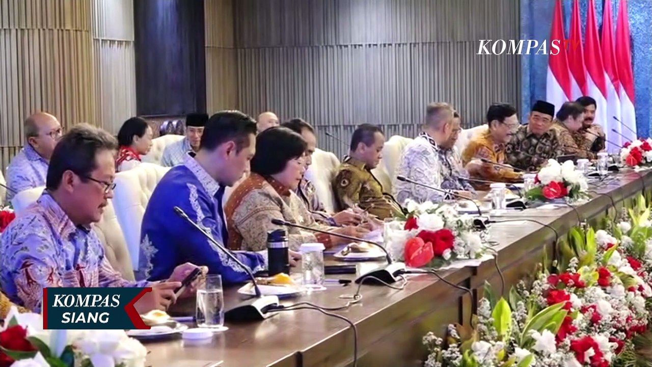 Presiden Jokowi Pimpin Sidang Kabinet Paripurna di IKN, Panglima TNI hingga Kapolri Turut Hadir