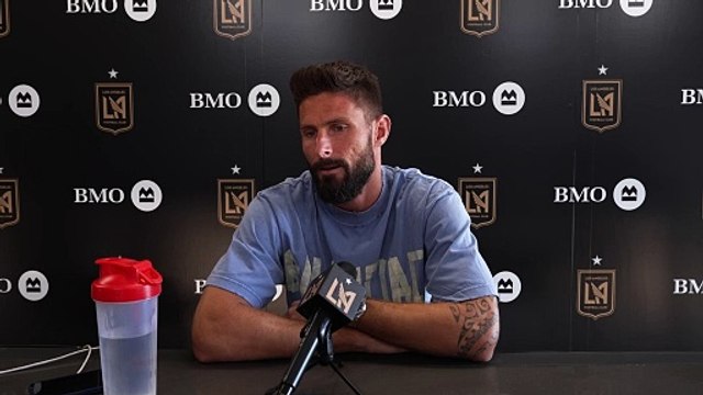 Giroud : “Zlatan m’a donné des conseils et m’a dit que j’allais bien m’amuser ici”