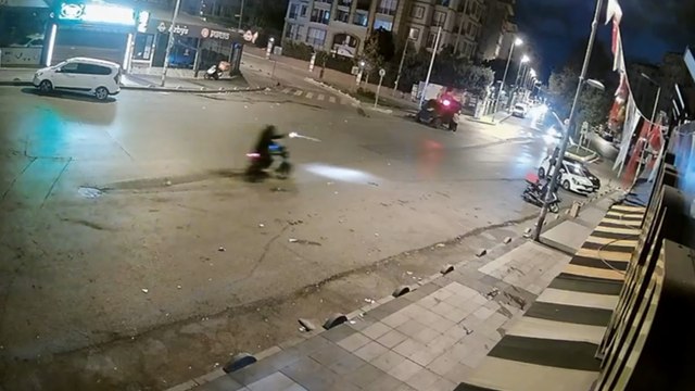 Esenyurt'ta iş yerine silahlı saldırı; polis ekiplerine aldırış etmedi