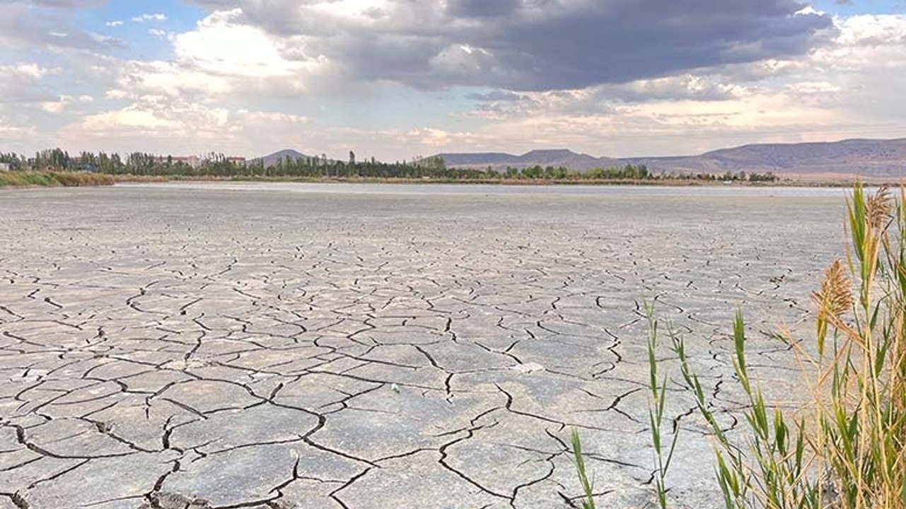 Ulaş Gölü kuruma tehlikesi ile karşı karşıya