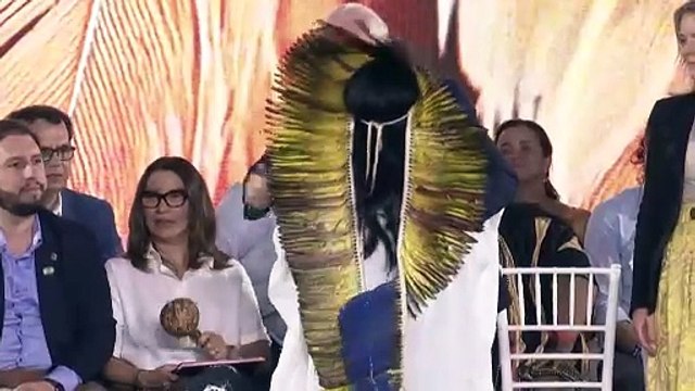 Lula: ‘Devolução de manto sagrado marca nova história para indígenas’