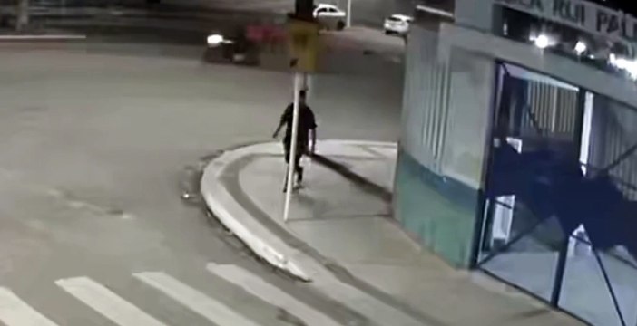 Polícia divulga imagens de suspeito de assassinar adolescente de 13 anos em Maceió