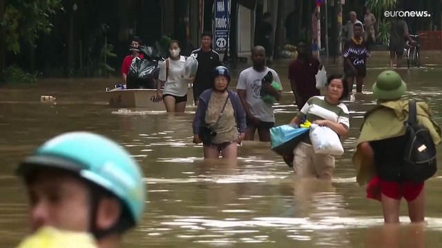 فيتنام: ارتفاع حصيلة ضحايا إعصار ياغي إلى 233 قتيلا بعد العثور على مزيد من الجثث