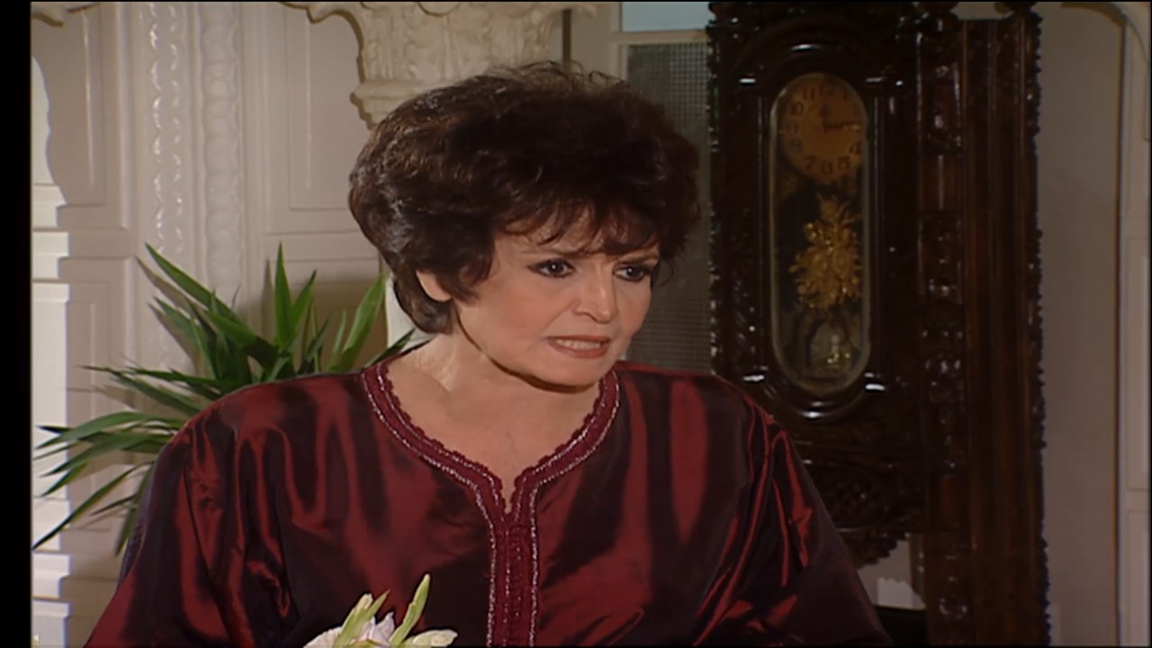 جوزها دخل يترافع فى قضية حساسة على امن البلد وده هيأثر على شغلها ..شوف عملت معاه ايه #ياورد_مين_يشتريك