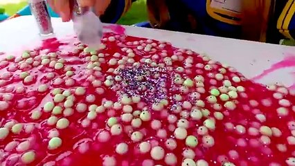 Diana_and_Roma_practice_safe_driving_and_learn_the_rules_of_the_road____Kids_Play_Police_Compilation(18)