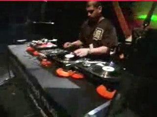 Rolando@ Movement DEMF 2004 (PART #2)