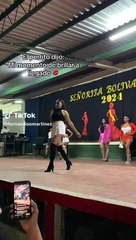 Perro hondureño se roba el show