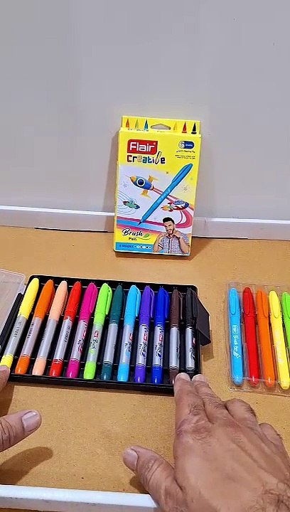 FLAIR Creative Brush Pen With Flexible Tip