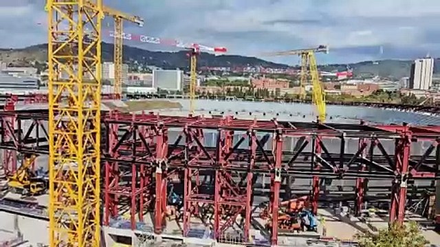 El nuevo Camp Nou ya luce sus primeros asientos