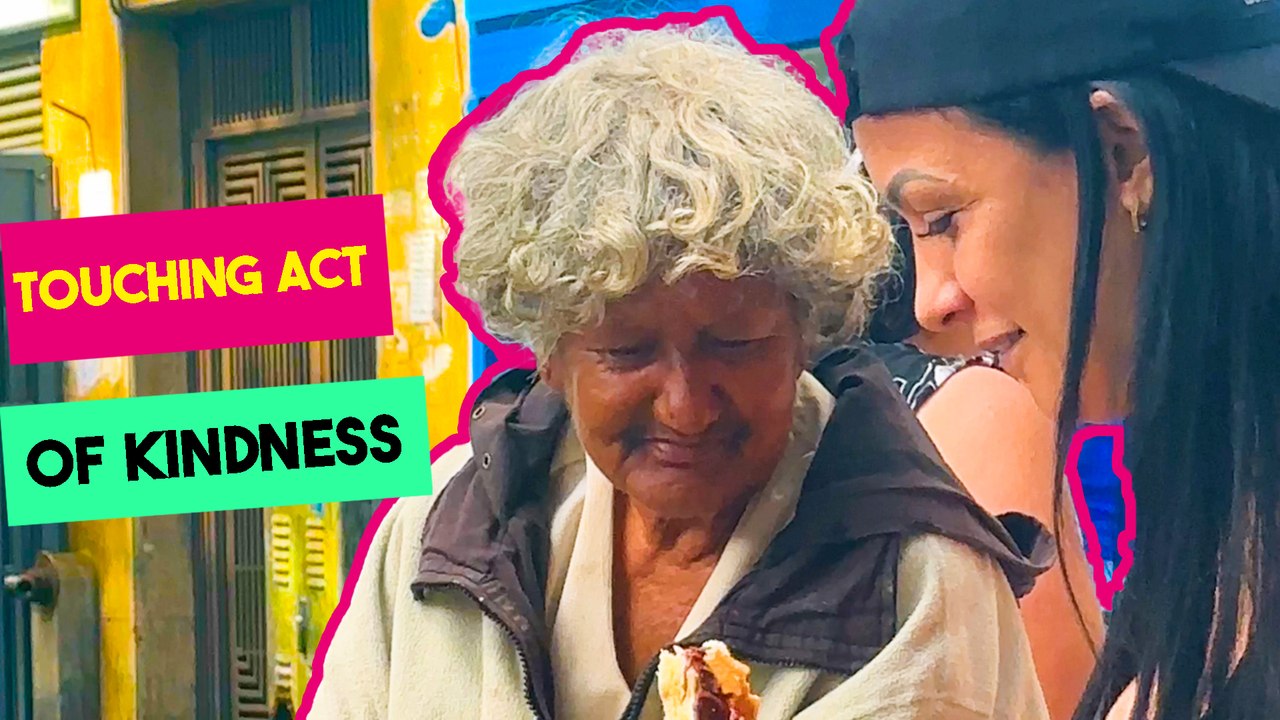 Heartwarming Act of Kindness | Helping a Stranger in Need - video ...