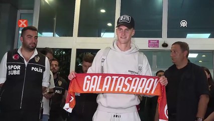 Roland Sallai İstanbul'da! Galatasaray'ın Yeni Transferi Şehirde 🎉