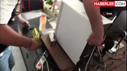 Jahrein ve Pungent 666 Müstehcenlik Suçundan Tutuklandı