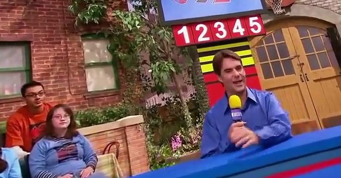 Sesame Street Sesame Street S49 E034 Slimey at the Car Race