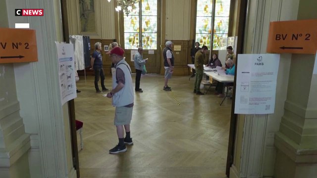 Élections législatives : plus de 210 candidats annoncent leur désistement