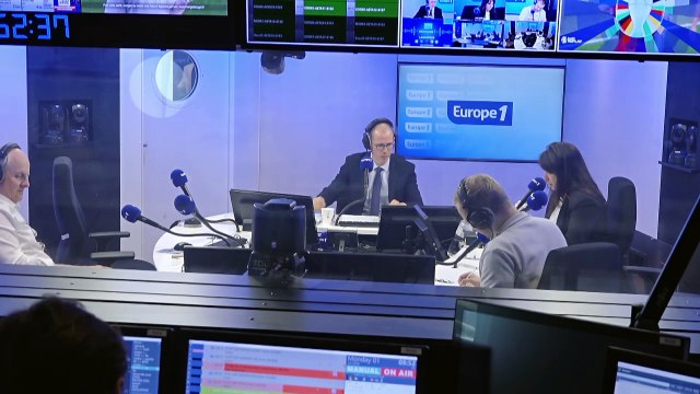 Le RN en tête des législatives, les nerfs tendus de Raquel Garrido et l'indignation de François-Xavier Bellamy : le zapping politique de de Dimitri Vernet