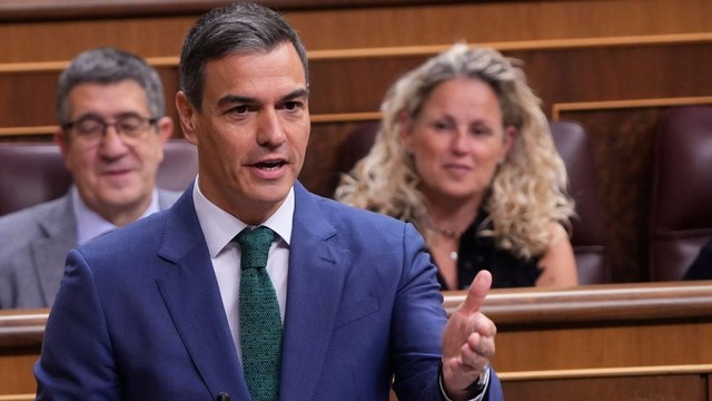 Sánchez propone limitar la publicidad institucional en los medios